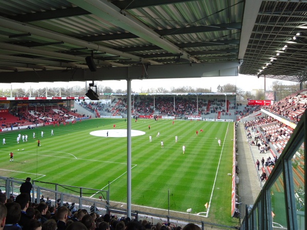LEAG Energie Stadion Stadium image